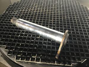 Liebherr Stift 90x590x463